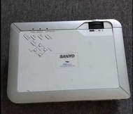 SANYO PLC XU73 LCD投影機 projector  跟搖控