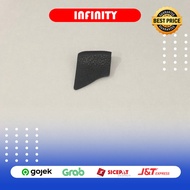 Nikon D5500 thumb rubber