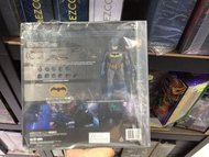 Mezco Toyz : 1/12 Batman Supreme Knight Blue PX @Seventoys