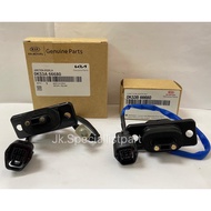 JUNCTION SWITCH ,SLIDING DOOR SWITCH LEFT & RIGHT GENUINE PART (ORIGINAL) [ LH : OK53A-66-680 RH :OK