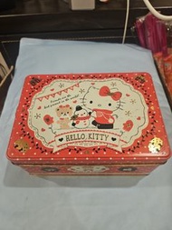 Hello Kitty 鐵盒
