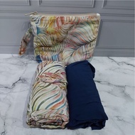 GIGGLES TRAVEL PRAYER CLOTHES