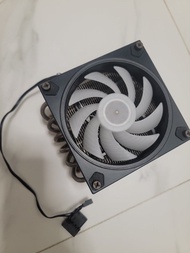 青色燈💠 CPU 散熱器