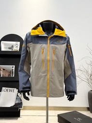 Arcteryx  蛇年限定款ALPHA SV JACKET GORE-TEX 防水 男女同款 硬壳夹克情侣户外冲锋衣