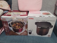 家居用品 兩款都係日版 日版 全新品 最新款 新年酒紅色 不銹鋼 現貨 Thermos  cookers 4.5l 真空煲 燜燒鍋 燜煮烹調器 有意快者油塘即取  啡色   抵用之選  最新款 高貴 亮眼啡色 罕有不銹鋼款 KBG-4500 日版 原裝現貨 跟一本食譜 及一份自家製食譜  膳魔師  一田賣緊19xx