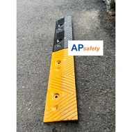 Rubber ramp 7cm high x 17cm wide x 100cm long