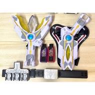 DX Guts Sparklence-Ultraman Trigger 2nd Hand Transform Device + Free Key (Ultraman Trigger)