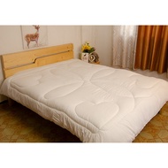 KING SIZE COMFORTER THICK Good quality DIRECT FROM FACTORY