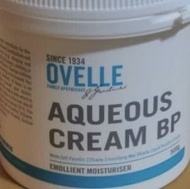 Aqueous cream