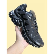 Men sneakers shoes 40-45