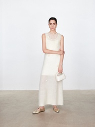 Brown sugar studio - เดรสโครเชต์ปักดอกไม้ พรีออร์เดอร์20วัน