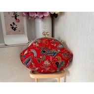 🇸🇬 Handmade SIA Batik print Kisslock Gamaguchi Purse Bag