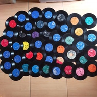 Borongan Piringan Hitam/Vinyl Singles 7", Various Artists total 44 Plat
