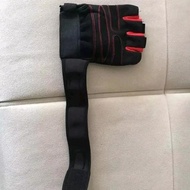 Pat FITNESS GLOVES - GYM GLOVES - LIFTING GLOVES MEN & WOMEN FITNESS