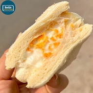 Taiwanese Meat Floss Yogurt Hamburger 2kg box (about 30 cakes) - B65T - BeeGin Food