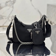 「JL精品代購」98新 Prada 三合一