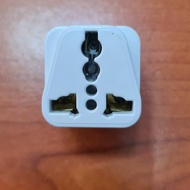 Universal 3 Pin Plug Adaptor (ME-7186)