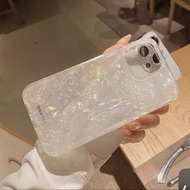 iPhone 15 pro 冰透白貝殼手機殼