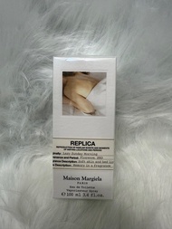REPLICA lazy Sunday morning香水