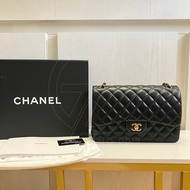 Chanel 經典口蓋包 CF 30 金釦、鍊/黑色 羊皮