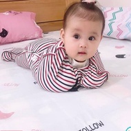 Swaddling - Puppy to help your baby sleep well and deeply