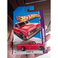 MERAH Hotwheels 67 Chevy c10 / c 10 pickup truck red