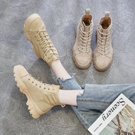 2020 Martin Boots Fashion Boots รองเท้าหนังหุ้มข้อผู้หญิง รองเท้าบู้ท รองเท้าด้านล่างหนามาร์ตินรองเท้าผู้หญิงแฟชั่นอังกฤษ Ins ตาข่ายรองเท้า