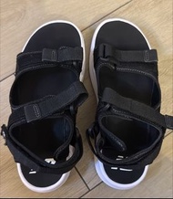 New balance 涼鞋