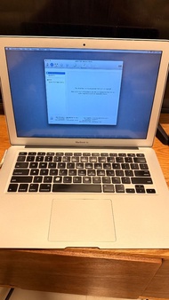 [For Parts 零件機] Apple MacBook Air 13" (A1369) - Dead SSD / 壞件