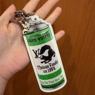 LV 白綠噴漆瓶拼原花Paint illustre吊飾鑰匙扣MP3384