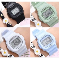 ADULT SPORT WATCH / WATER RESISTANT 3 ATM / WATER RESISTANT