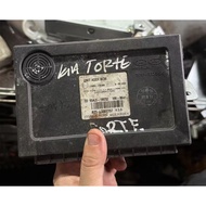 Kia Forte BCM Air Bag ECU Control Unit Kia Forte BCM (95400-1M252) (USED HALFCUT)