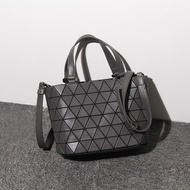 Lina 2024 New Style Rhombus Shoulder Messenger Bag Japanese Issey Miyake Handbag Lion Ling Bag