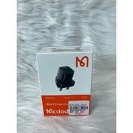 MCDODO CH4011 20W PD FAST CHARGER  (BLACK)