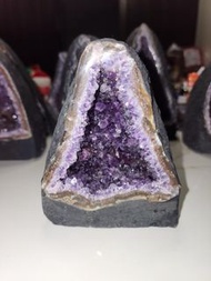 🤩‼️罕見特別‼️🤩 🔮超極品🔮天然烏拉圭小晶洞 桌面小紫晶洞/彩晶洞 烏拉圭紫彩晶洞 紫黃晶洞 綠幽靈晶洞 水晶簇帶洞（可放水晶手串消磁淨化）