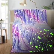 Luminous Unicorn ไดโนเสาร์โยนผ้าห่มสําหรับเด็กผู้หญิง Plush Flannel ผ้าห่มต้นคริสต์มาสเรืองแสงใน Dar