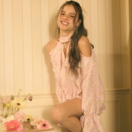 lookbooklookbook rosemary top love bouquet