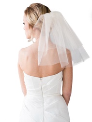 Wedding Veil 1 Tier Short Bridal Veil Shoulder Length with Comb (15.74 Inches)