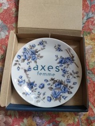 Axes femme plate