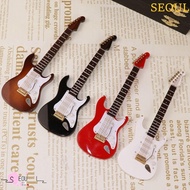 SEOUL Mini Wooden Electric Guitar, Musical Instrument Vintage Dollhouse Miniature Guitar, Electric Guitar Creative Mini Musical Instrument Model Dollhouse Accessories