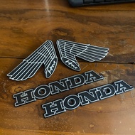 Honda CB glatik import Tank Emblem CB 100 Tank logo