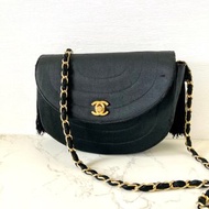 【特選貨品】中古二手Chanel黑色絲絹半月鏈條小包單肩側背袋