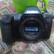 bodi kamera semidigital film jadul Canon eos 1000 bekas