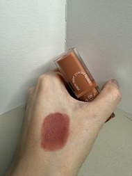 4U2 唇膏 YRP 08 奶茶色
