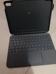 Logitech Folio Touch iPad 鍵盤連保護殼