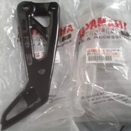 Yamaha RX King Right Front Footstep Mount Bracket 3KA-F7462-00-33