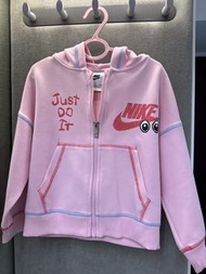 Nike 粉紅色 Zip up 外套 110碼