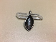 金運石 ( 銀線石 ) 馬眼形吊墜 ( 1 ) - 平衡情緒,舒緩關鍵的壓力