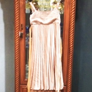 Baju Preloved Dress Pesta Wanita Fit S-M Gold