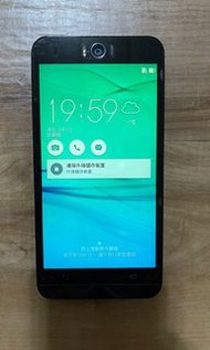 [588] [售]ASUS ZenFone Selfie ZD551KL 4G LTE智慧型手機  [價格]600 [物品狀況]2手       [交易方式]面交自取/7-11或全家取貨付款  [交易地點]台南市東區       [備註]無盒裝